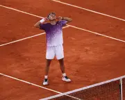 Cobolli hopes to jump queue in French Open final against Zverev