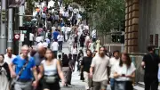 Cost of living crisis: 45% of Australians say it's top issue