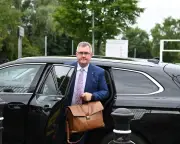 DUP Members Knew of Allegations Against Jeffrey Donaldson, Party Says