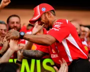 Hamilton breaks F1 Ferrari drought, admits he doubted himself after winless run