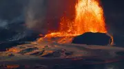 How asteroid impacts kept early Earth hot and reshaped its crust