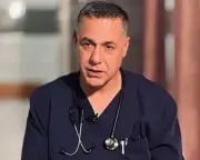 Israeli forces place Palestinian doctor in solitary confinement after 17 months without charge