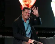 Karl Stefanovic leaves Nine immediately after Tommy Robinson interview
