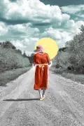 Kindness of Strangers: Woman Brings Feast to Man Waiting in Sun