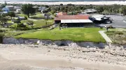 Lancelin locals launch GoFundMe for seawall after govt delays on erosion