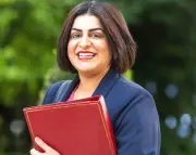 Mahmood in standoff with Starmer over sacking of minister