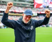 Thomas Tuchel Guides England to World Cup Knockouts