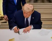Trump Hails Iran Deal but Economic Shadow Lingers