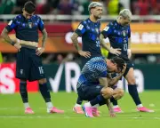 Uruguay Stun Spain in World Cup Thriller