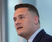 Wes Streeting Threatens Labour Leadership Challenge Against Starmer