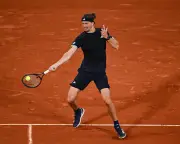 Zverev Beats Teen Jódar, Nears First Grand Slam Title at French Open