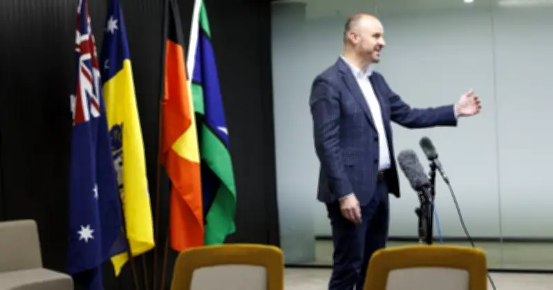 Andrew Barr Leads ACT Tourism Pitch for Vietnamese Students