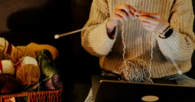 Canberra Knit-a-thon Aims to Support Vulnerable Communities