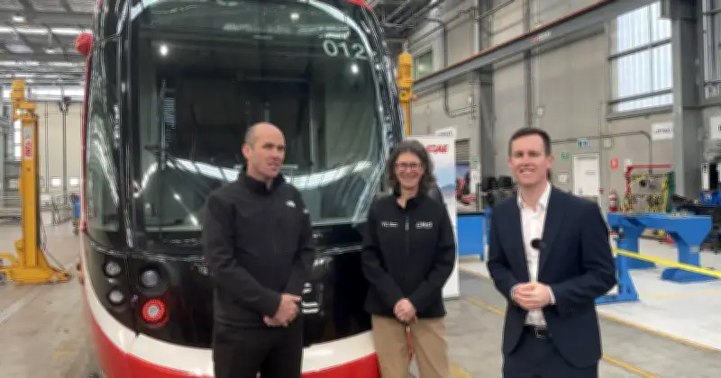 Canberra Light Rail Ahead of Schedule Battery Vehicles Start