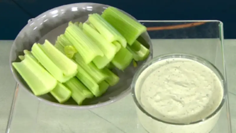 Easy Homemade Condiments: Tomato Sauce, Ranch, and Pesto Recipes