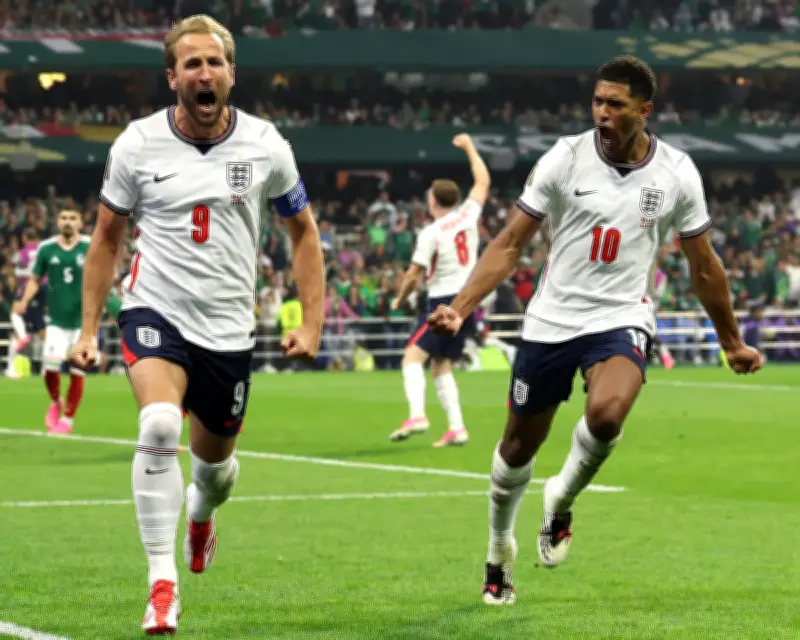 England's 10 men survive Mexico thriller in World Cup last 16