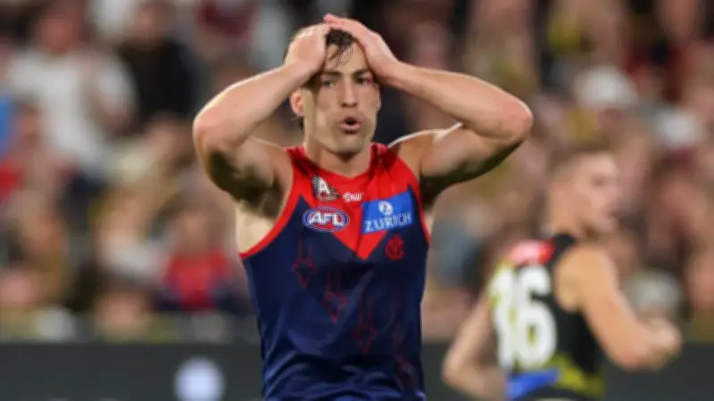 Jack Viney Yet to Resume Running as Doubt Grows on Return