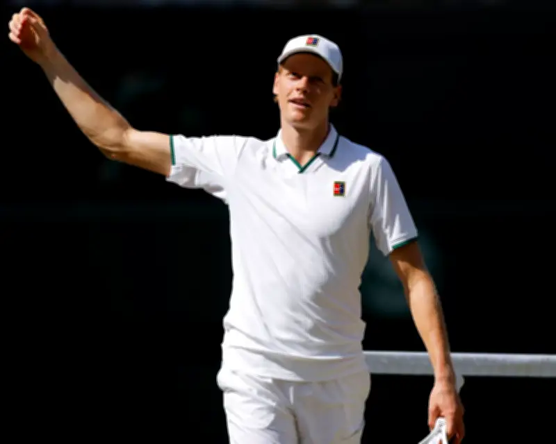 Jannik Sinner Edges Jan-Lennard Struff in Five Sets at Wimbledon 2026