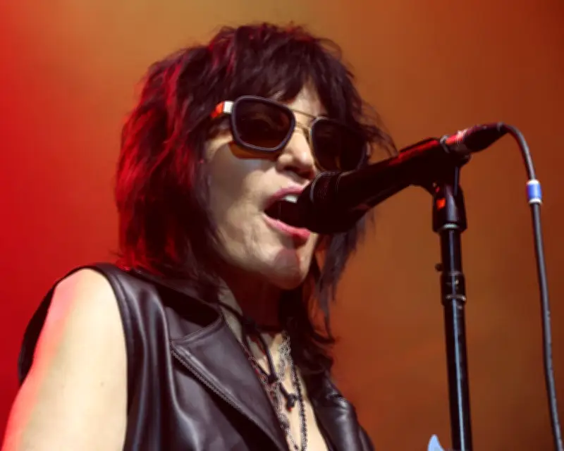 Joan Jett and the Blackhearts review – rip-roaring rock history with a misstep