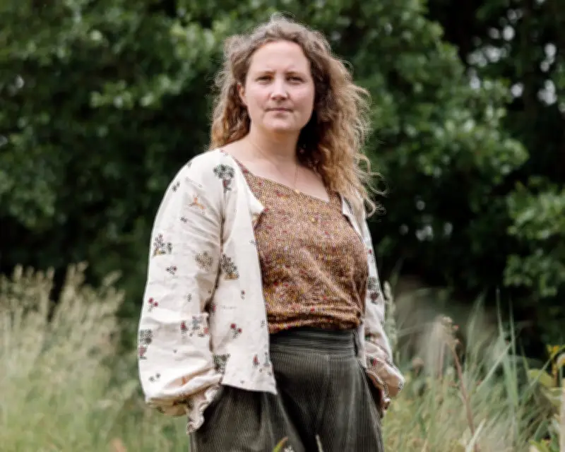 Long Wave by Daisy Johnson Review: A Sublime Novel of Motherhood and Loss
