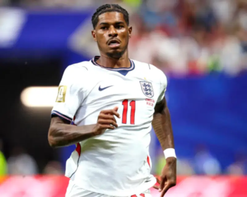 Marcus Rashford Returns to Man United Training Amid Transfer Doubts