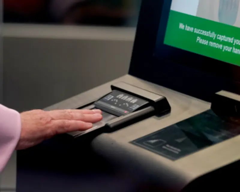 Ryanair Warns of Summer Queue Chaos at EU Airports Over New Fingerprint Checks