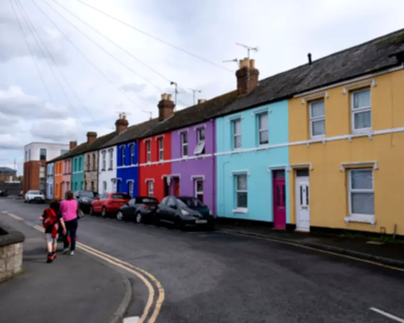 UK House Prices Rise Amid Iran War Fears: Halifax