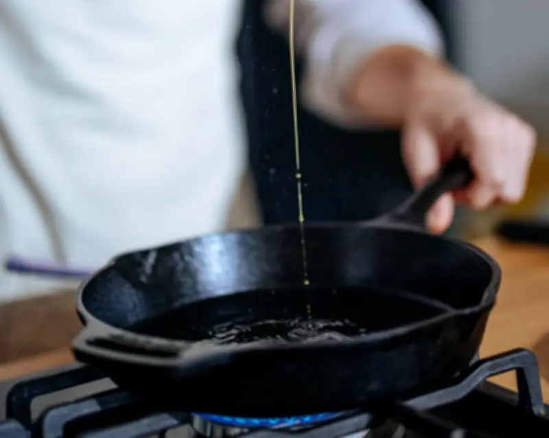 US cooking oil market shrinks as Ice pressures hit Latino households