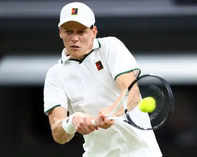 Jannik Sinner beats Shintaro Mochizuki to reach Wimbledon quarter-finals