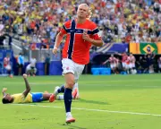 Brazil edge Norway 2-1 to reach World Cup quarter-finals