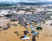 China Storms Death Toll Rises to 47 as Xi Calls for Rescue Efforts