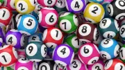 How Choosing Your Own Lotto Numbers Affects Winning Odds